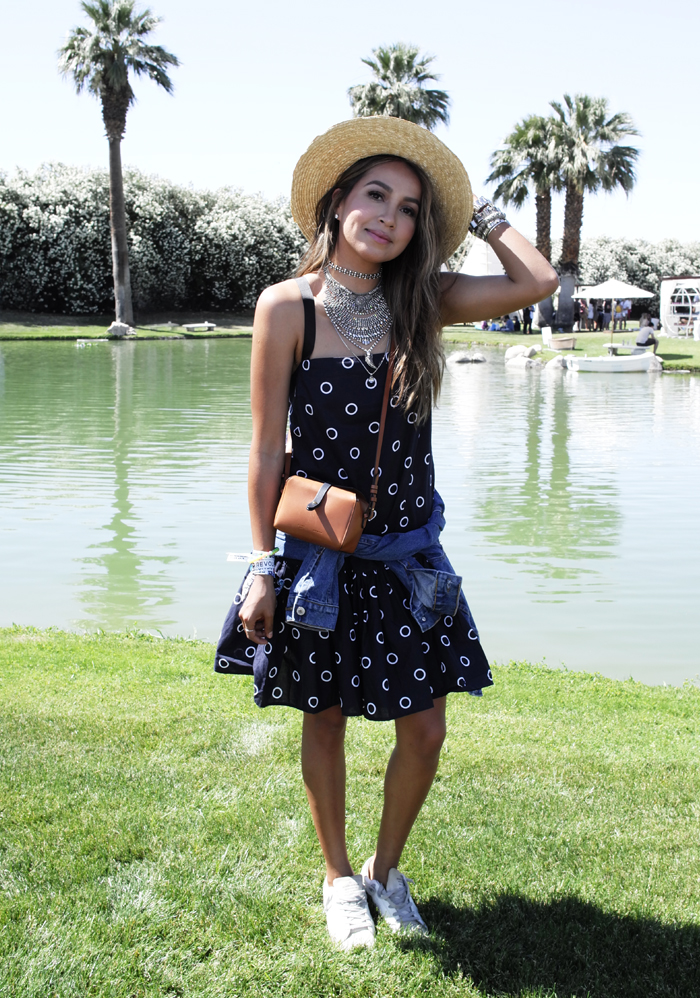 Loving the dots on this cute dress.