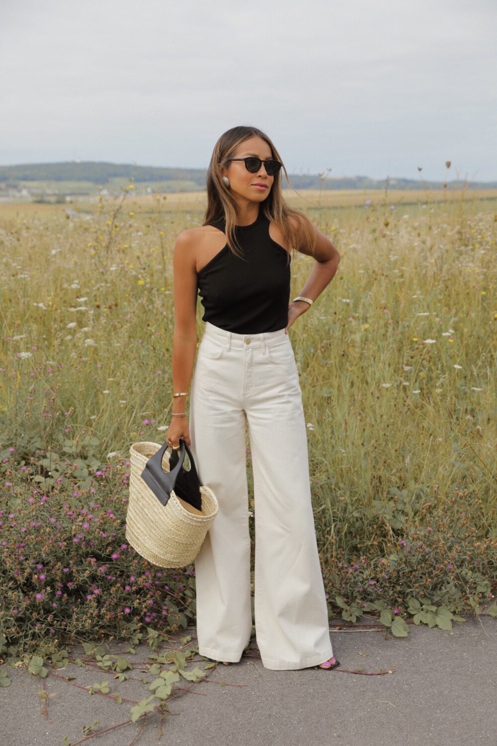 A Black & White outfit idea for a chic look! – Sincerely Jules