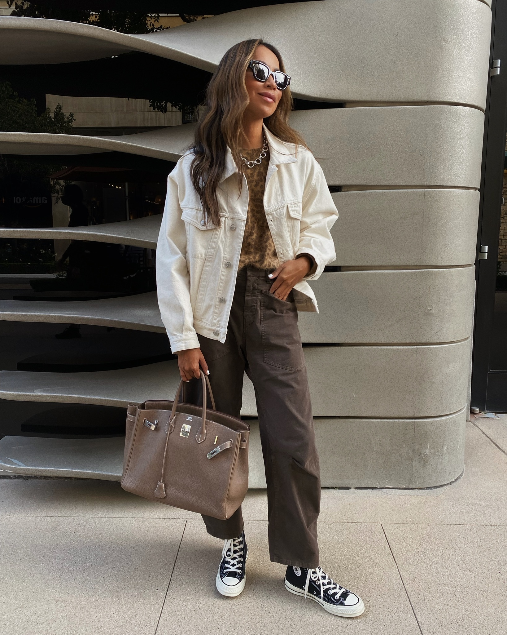 Weekend uniform. #WGACALV @sincerelyjules with our Louis Vuitton